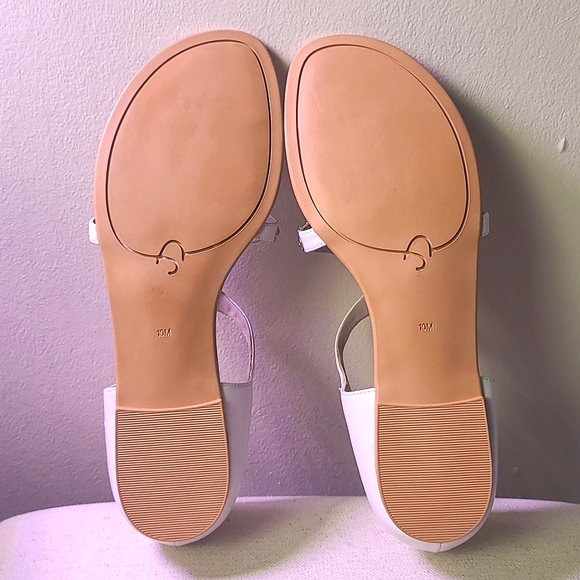 Joan & David Dakath studded sandals - Picture 7 of 7